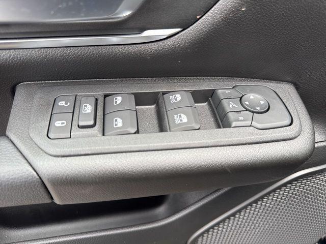 new 2025 Ram 1500 car, priced at $47,075