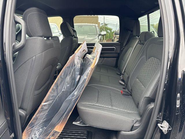 new 2025 Ram 1500 car, priced at $47,075