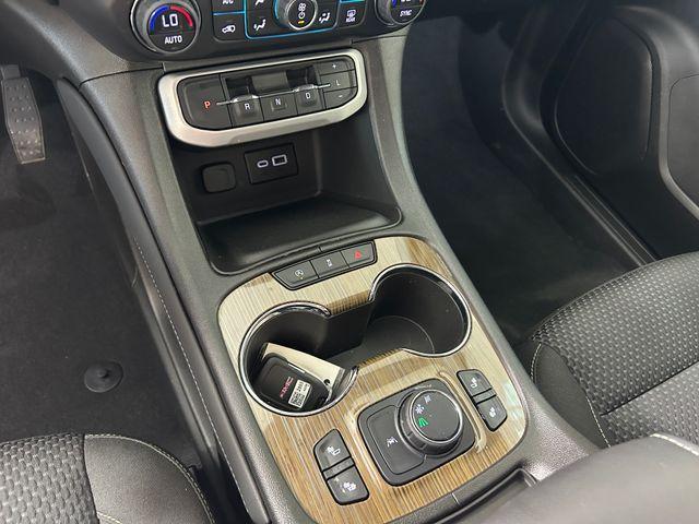 used 2023 GMC Acadia car, priced at $29,992