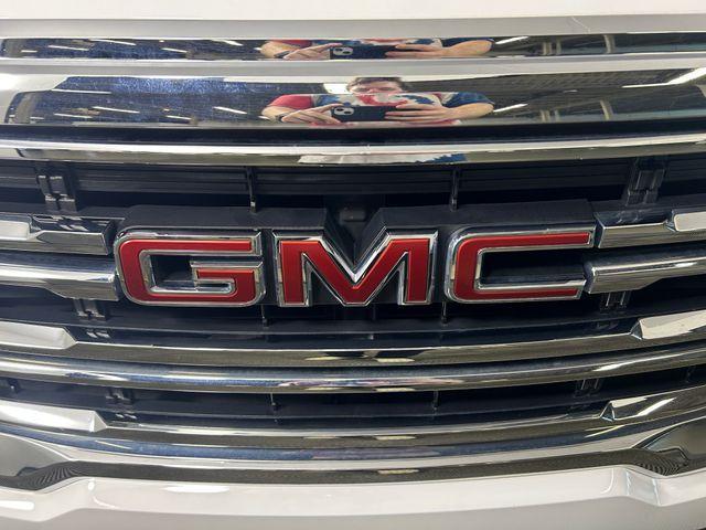 used 2023 GMC Acadia car, priced at $29,992