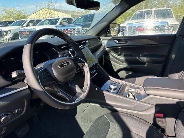 new 2025 Jeep Grand Cherokee L car, priced at $40,539