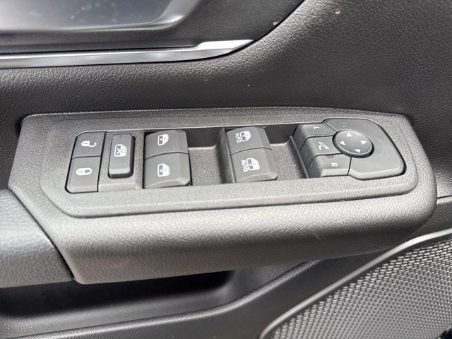 new 2025 Ram 1500 car, priced at $39,009
