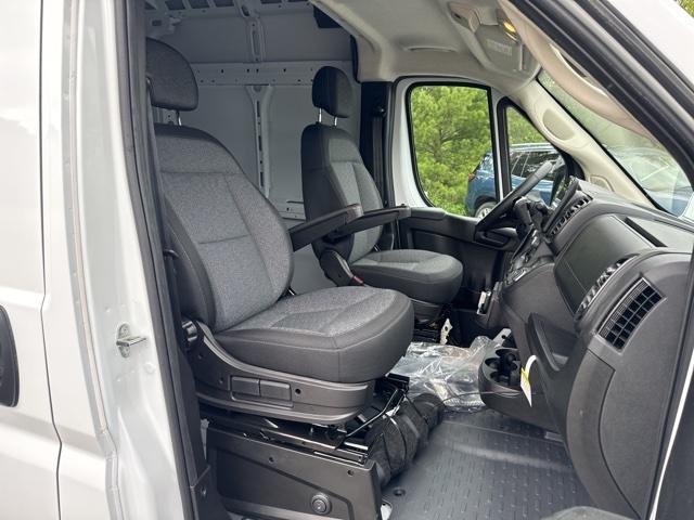 new 2024 Ram ProMaster 2500 car, priced at $49,985