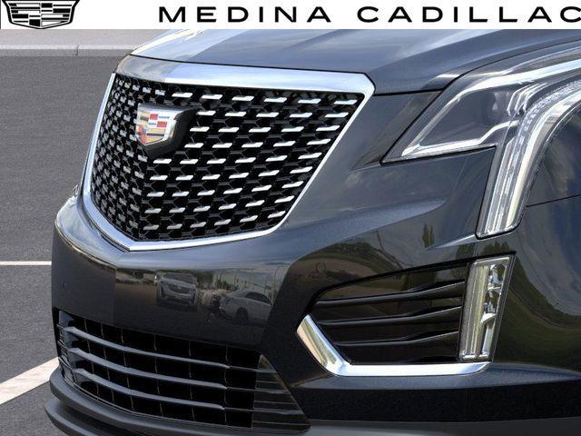 new 2025 Cadillac XT5 car, priced at $45,140