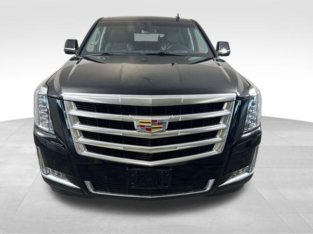 used 2017 Cadillac Escalade ESV car, priced at $28,995