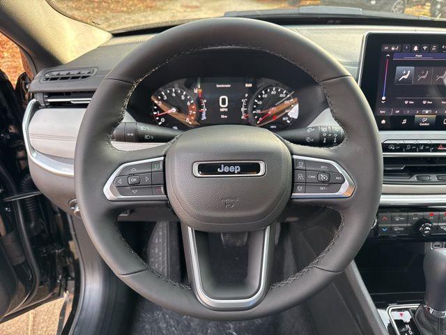 new 2025 Jeep Compass car, priced at $30,125