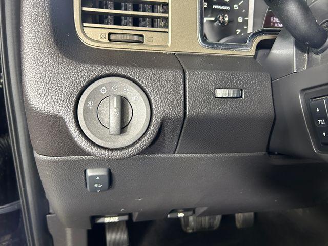 used 2012 Lincoln Navigator car, priced at $9,995