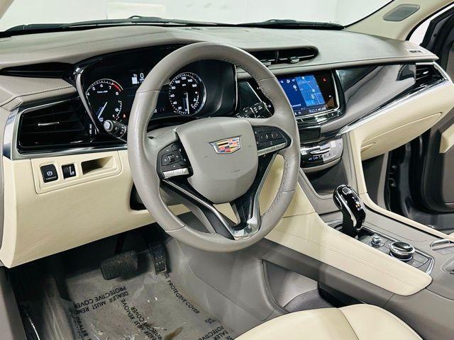 used 2023 Cadillac XT6 car, priced at $40,555