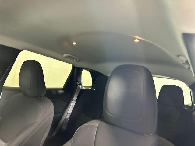 used 2021 Jeep Cherokee car, priced at $18,552