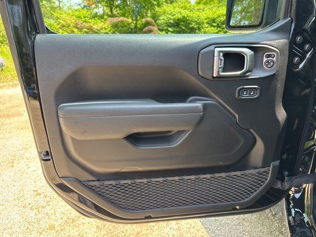 new 2025 Jeep Wrangler 4xe car, priced at $50,301
