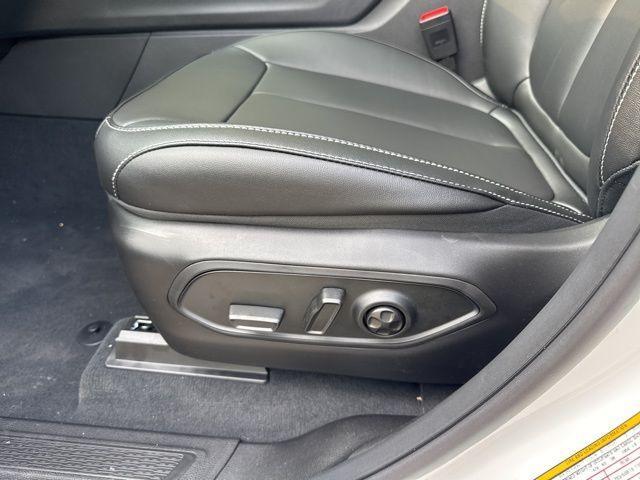 new 2025 Jeep Grand Cherokee car, priced at $45,551