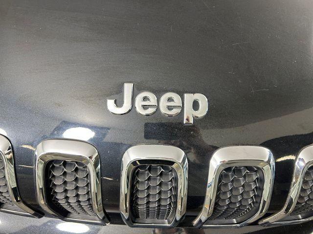 used 2015 Jeep Cherokee car, priced at $9,955