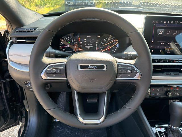 new 2025 Jeep Compass car, priced at $28,125