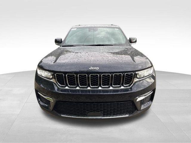 new 2025 Jeep Grand Cherokee car, priced at $40,678