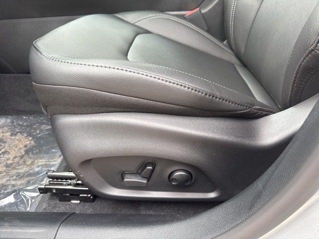 new 2025 Jeep Compass car, priced at $30,534