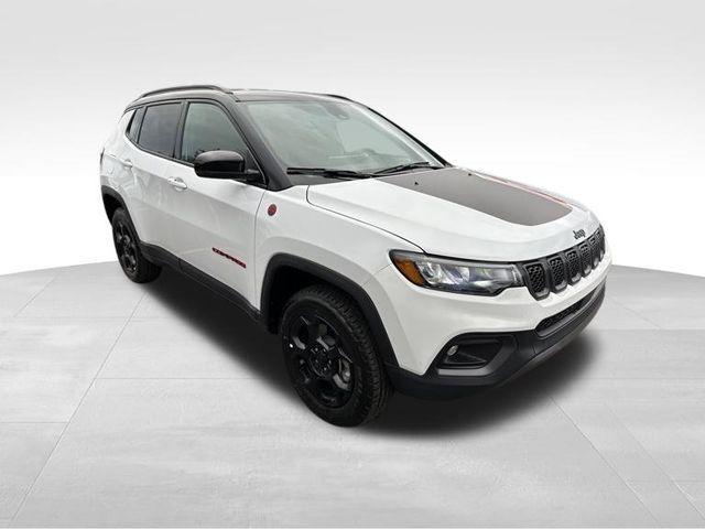 new 2024 Jeep Compass car, priced at $24,675