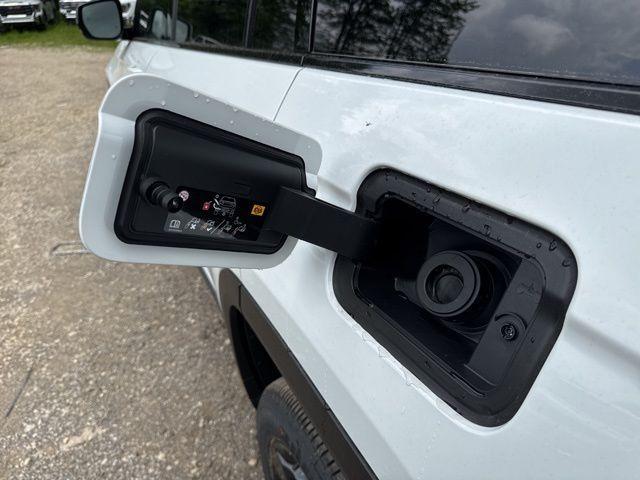new 2025 Jeep Grand Cherokee L car, priced at $46,117