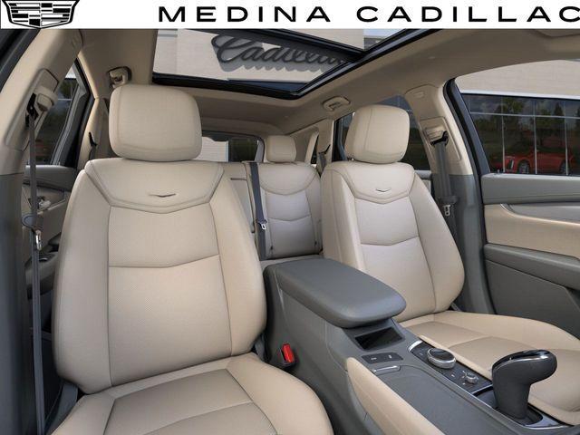 new 2025 Cadillac XT5 car, priced at $56,515