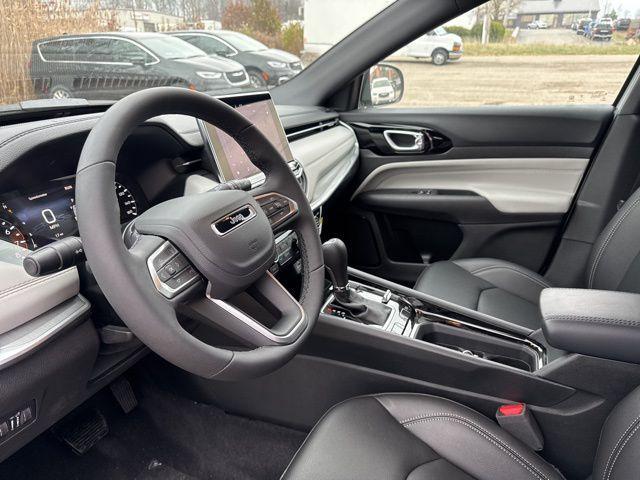 new 2025 Jeep Compass car, priced at $28,595