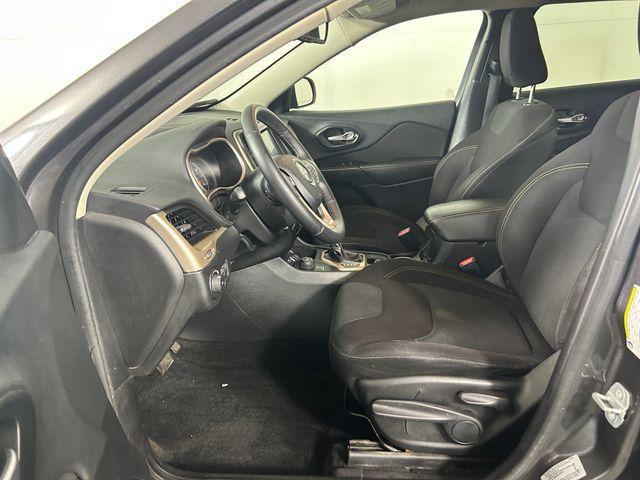 used 2015 Jeep Cherokee car, priced at $9,995