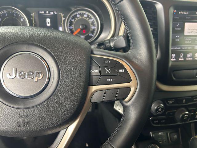 used 2015 Jeep Cherokee car, priced at $9,995