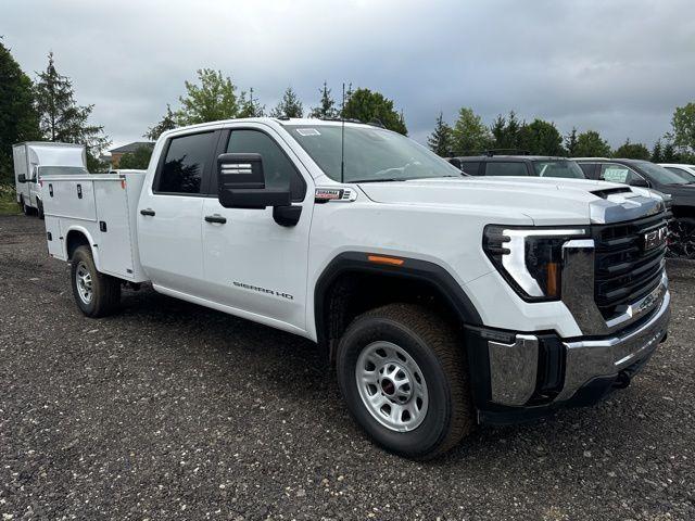 new 2024 GMC Sierra 3500 car, priced at $73,151