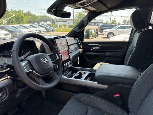 new 2025 Ram 1500 car, priced at $51,652