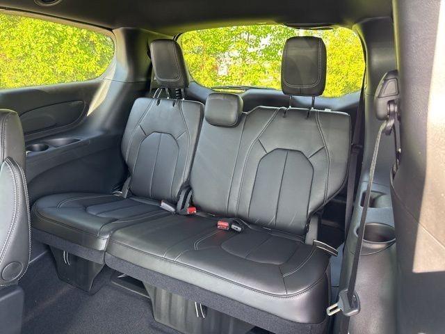 new 2025 Chrysler Pacifica car, priced at $38,608