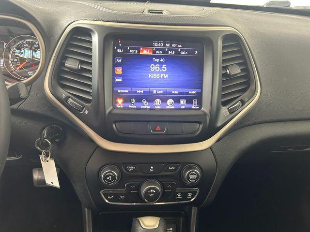 used 2015 Jeep Cherokee car, priced at $8,995
