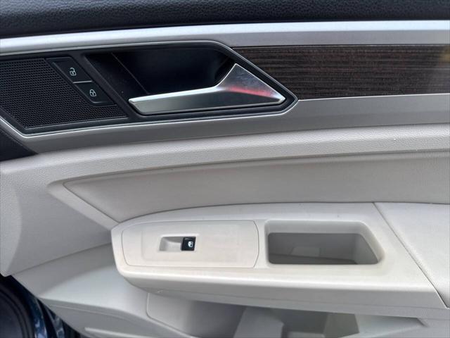 used 2018 Volkswagen Atlas car, priced at $13,995