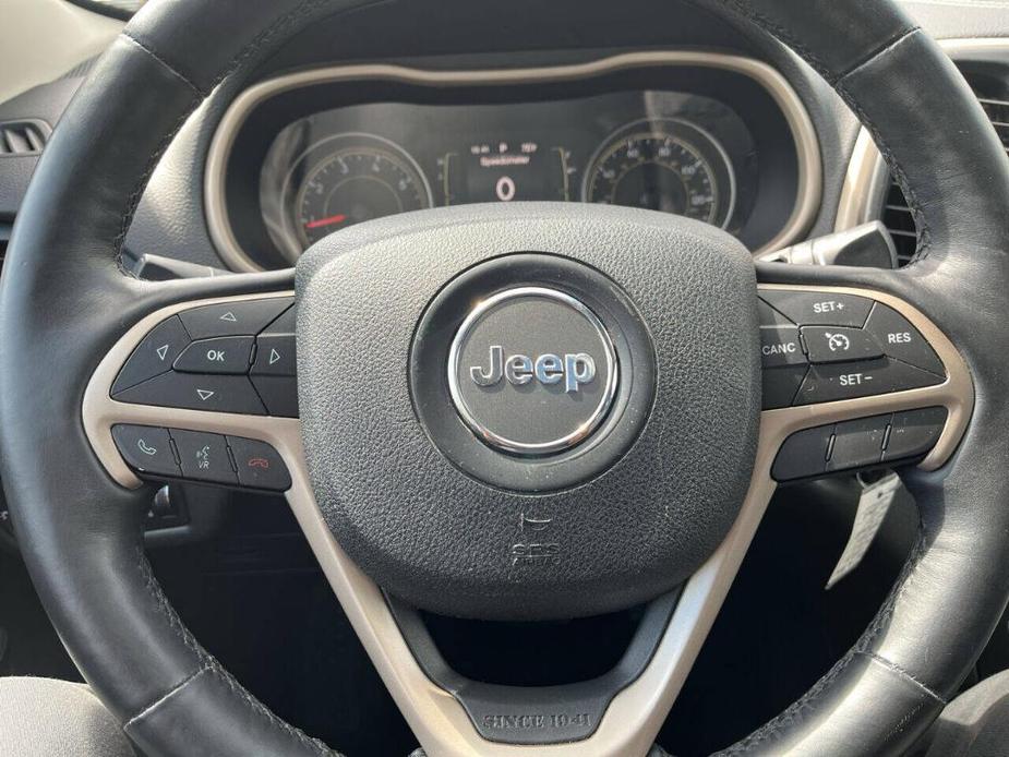 used 2015 Jeep Cherokee car, priced at $11,395