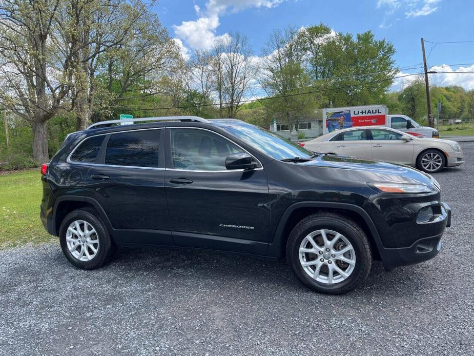 used 2015 Jeep Cherokee car, priced at $11,395