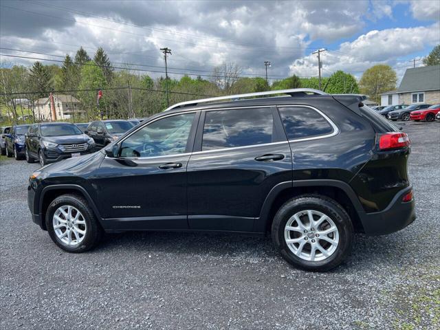 used 2015 Jeep Cherokee car, priced at $11,295