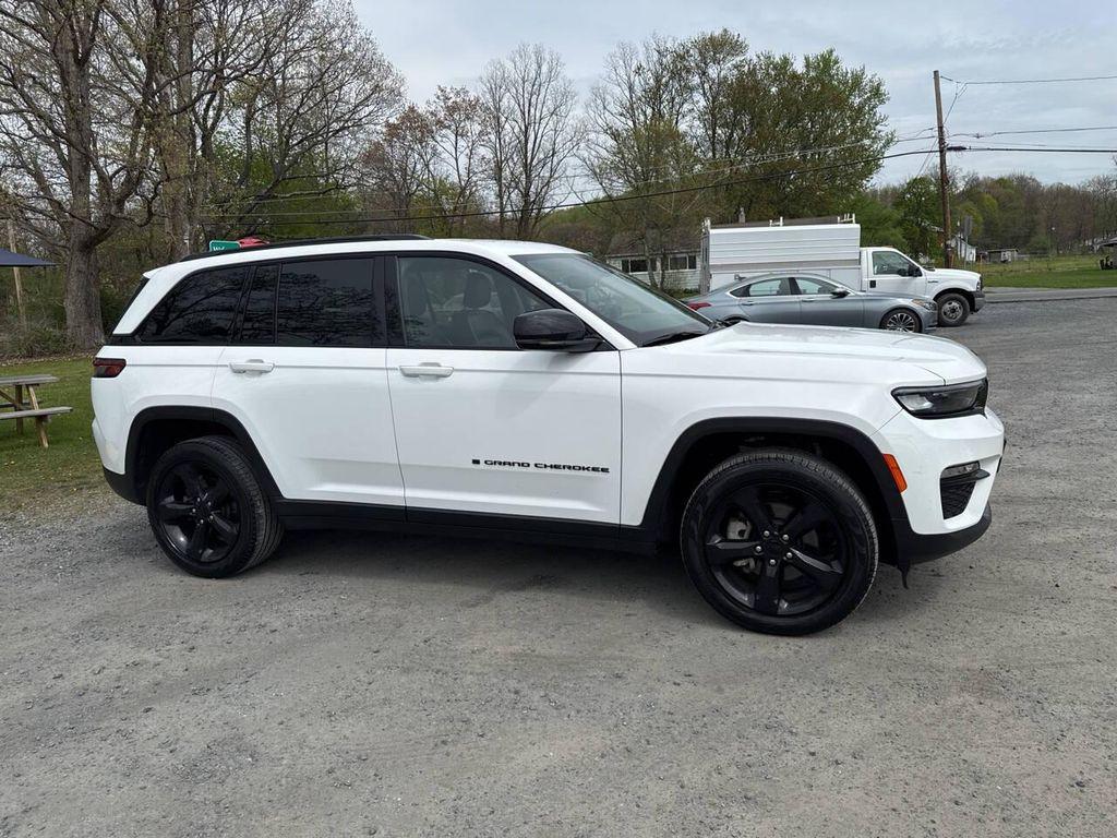 used 2023 Jeep Grand Cherokee car, priced at $27,595