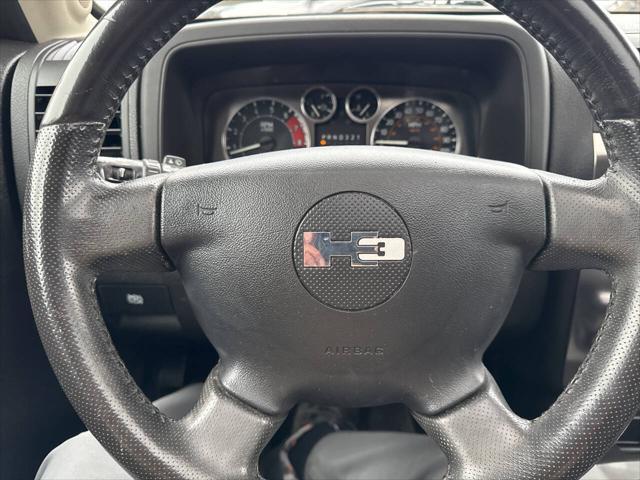 used 2007 Hummer H3 car, priced at $12,995