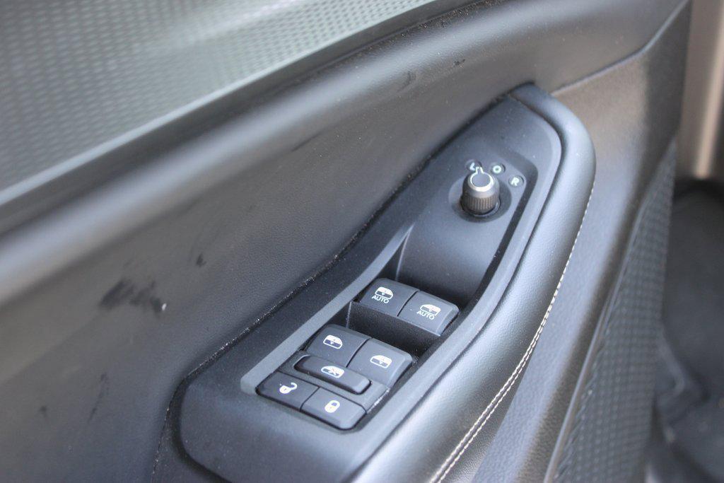 used 2023 Jeep Grand Cherokee car, priced at $27,795