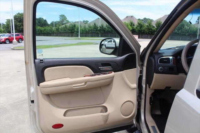 used 2007 Chevrolet Avalanche car, priced at $8,995