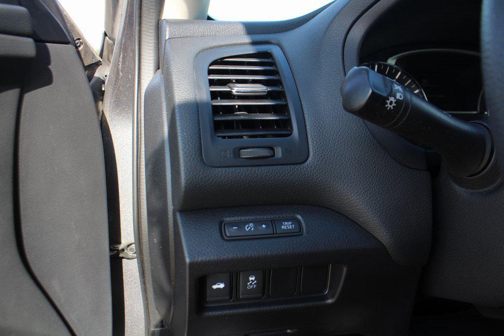 used 2018 Nissan Altima car, priced at $10,999