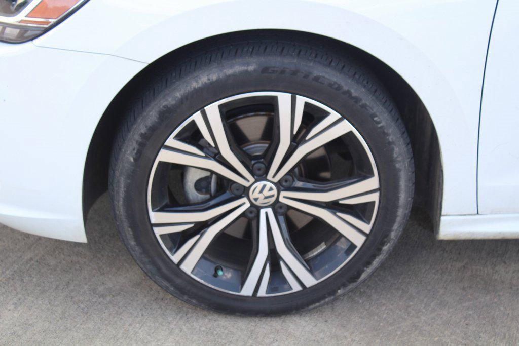 used 2022 Volkswagen Passat car, priced at $23,250
