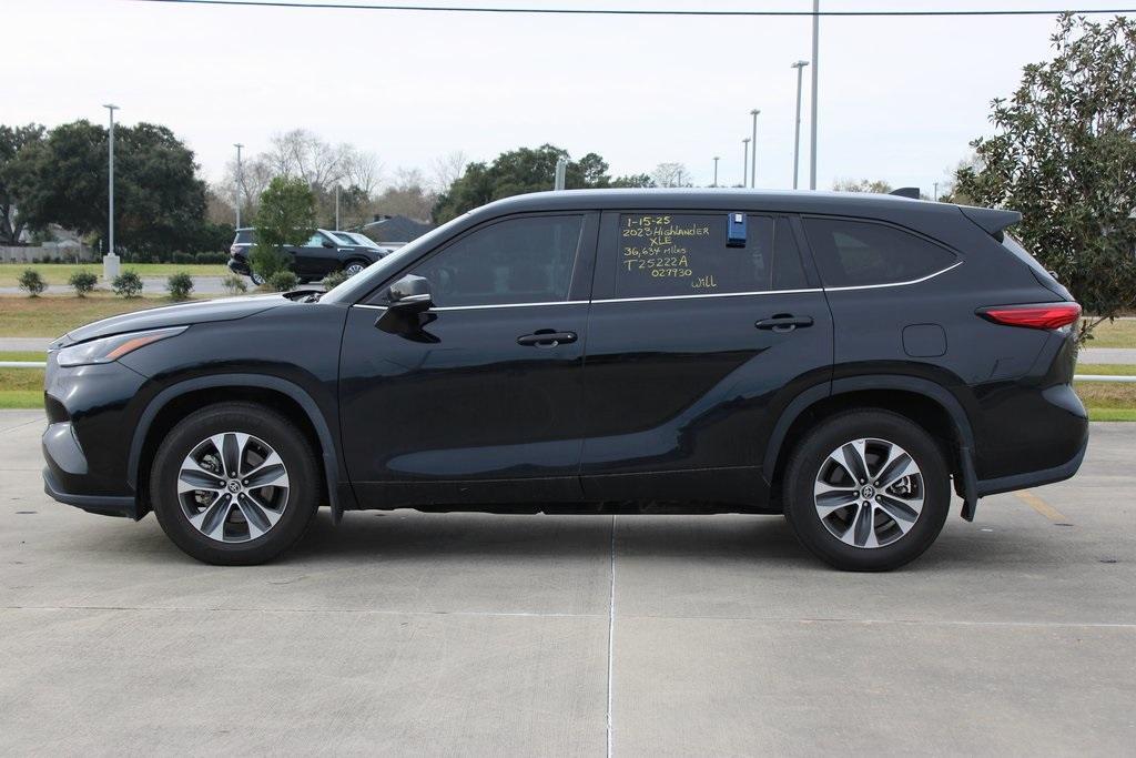 used 2023 Toyota Highlander car, priced at $38,995