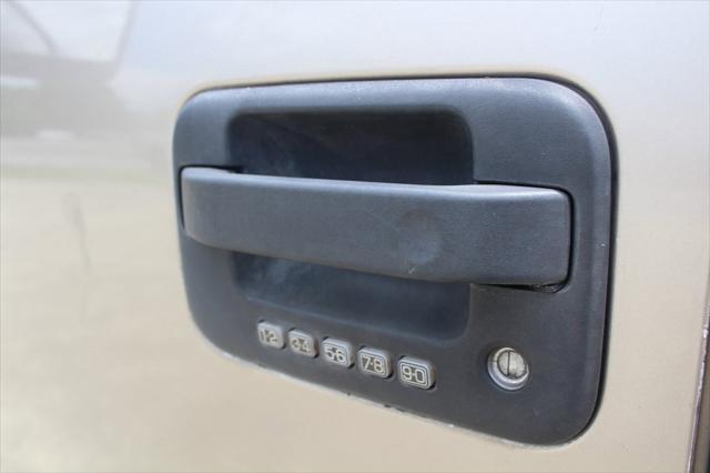 used 2005 Ford F-150 car, priced at $7,995