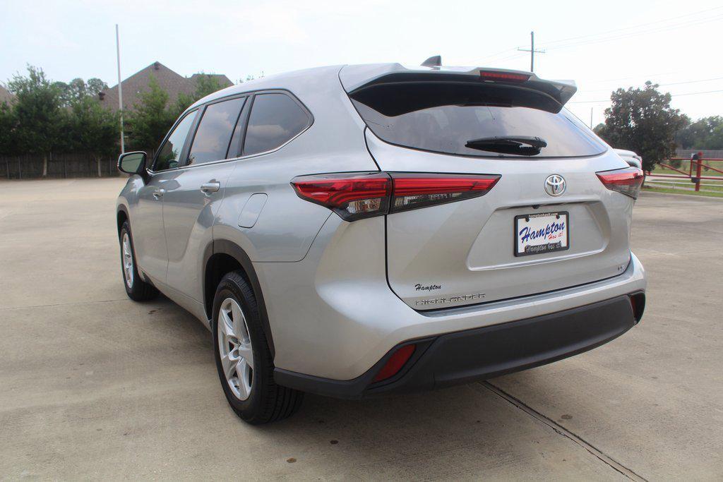used 2023 Toyota Highlander car, priced at $30,995