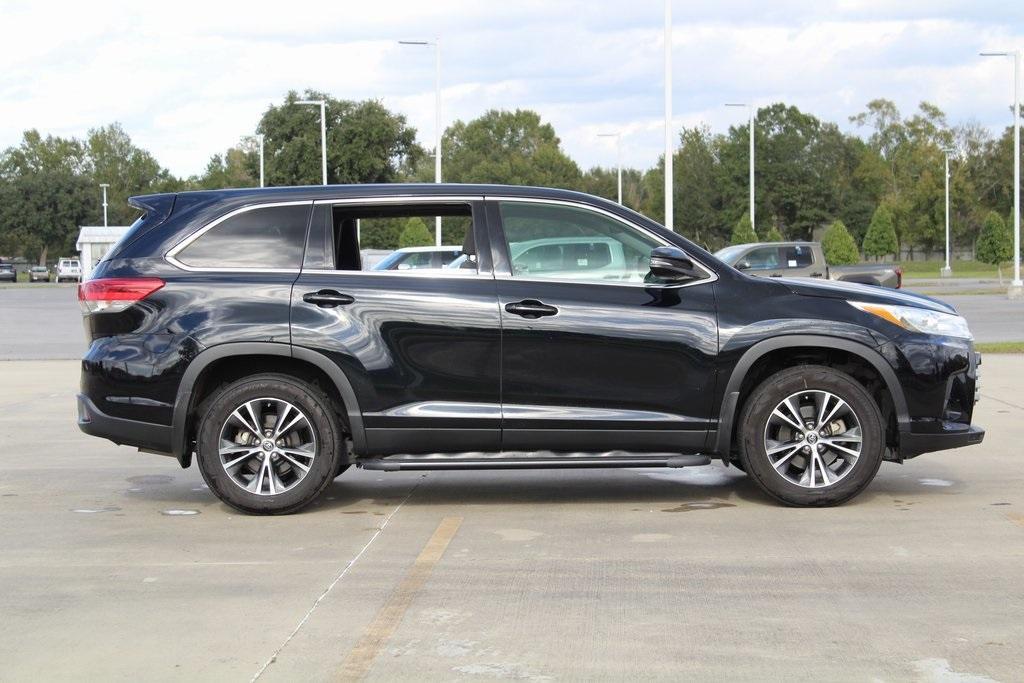 used 2019 Toyota Highlander car, priced at $18,999