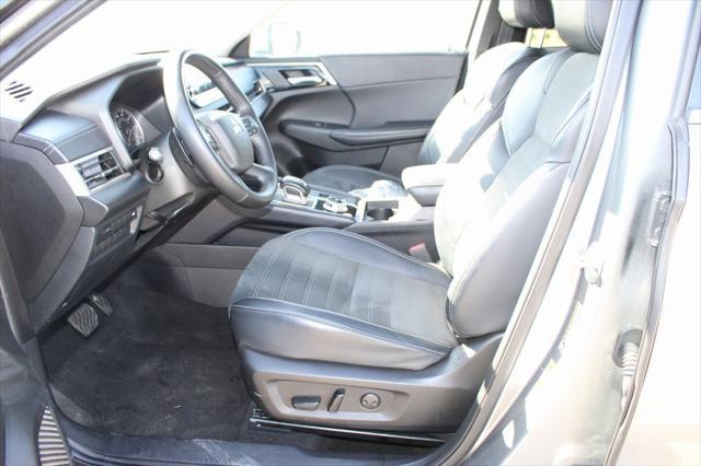 used 2024 Mitsubishi Outlander car, priced at $24,499