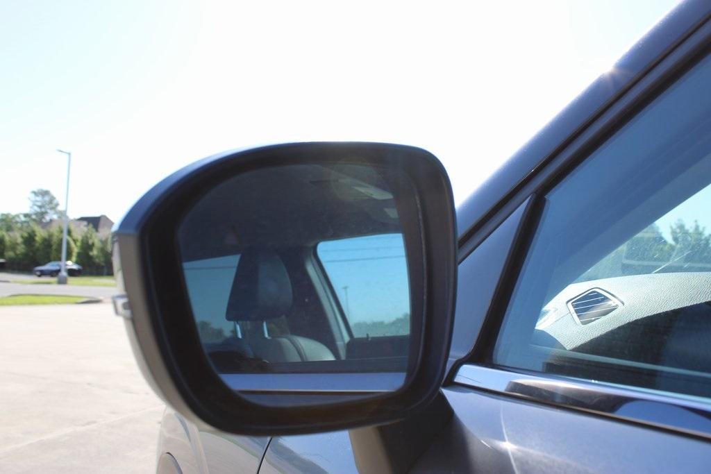 used 2024 Mitsubishi Outlander car, priced at $27,475