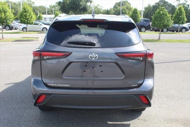new 2025 Toyota Highlander car, priced at $45,538