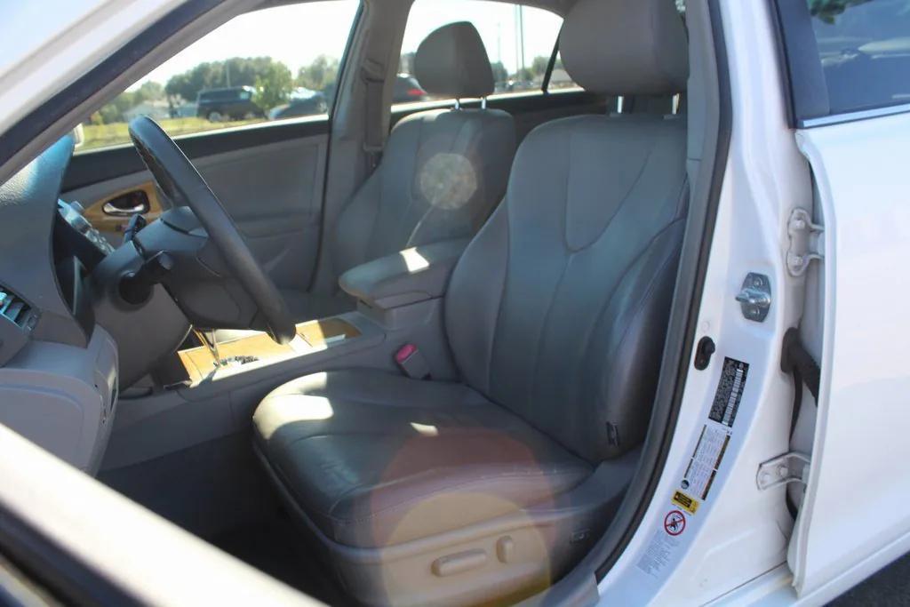used 2007 Toyota Camry car, priced at $9,999