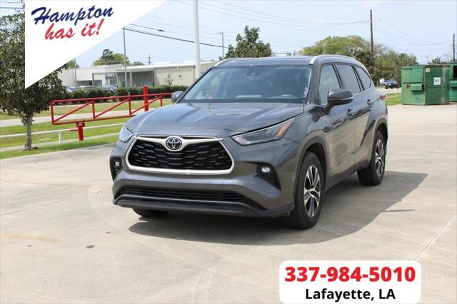 used 2023 Toyota Highlander car, priced at $36,795