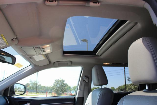 used 2015 Toyota Highlander car, priced at $12,995