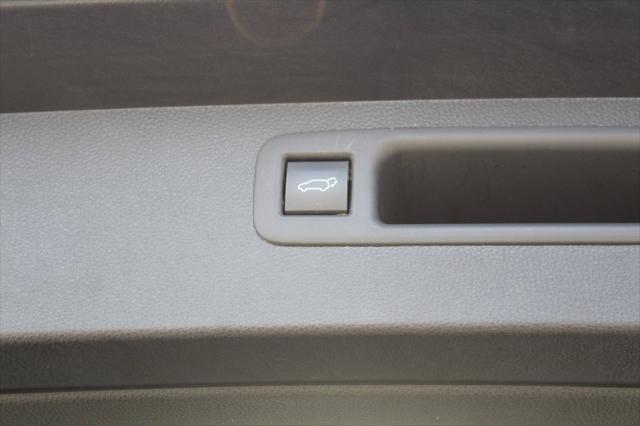 used 2023 Toyota Highlander car, priced at $33,999